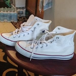 Women hightop converse sneakers